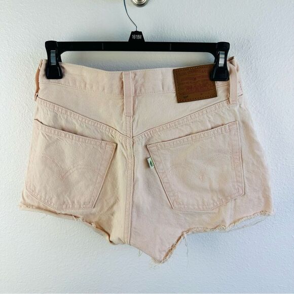 Levi’s Fresh Collection Pale Pink 501 Button Fly Cut Off Shorts Size 26 - Picture 3 of 6